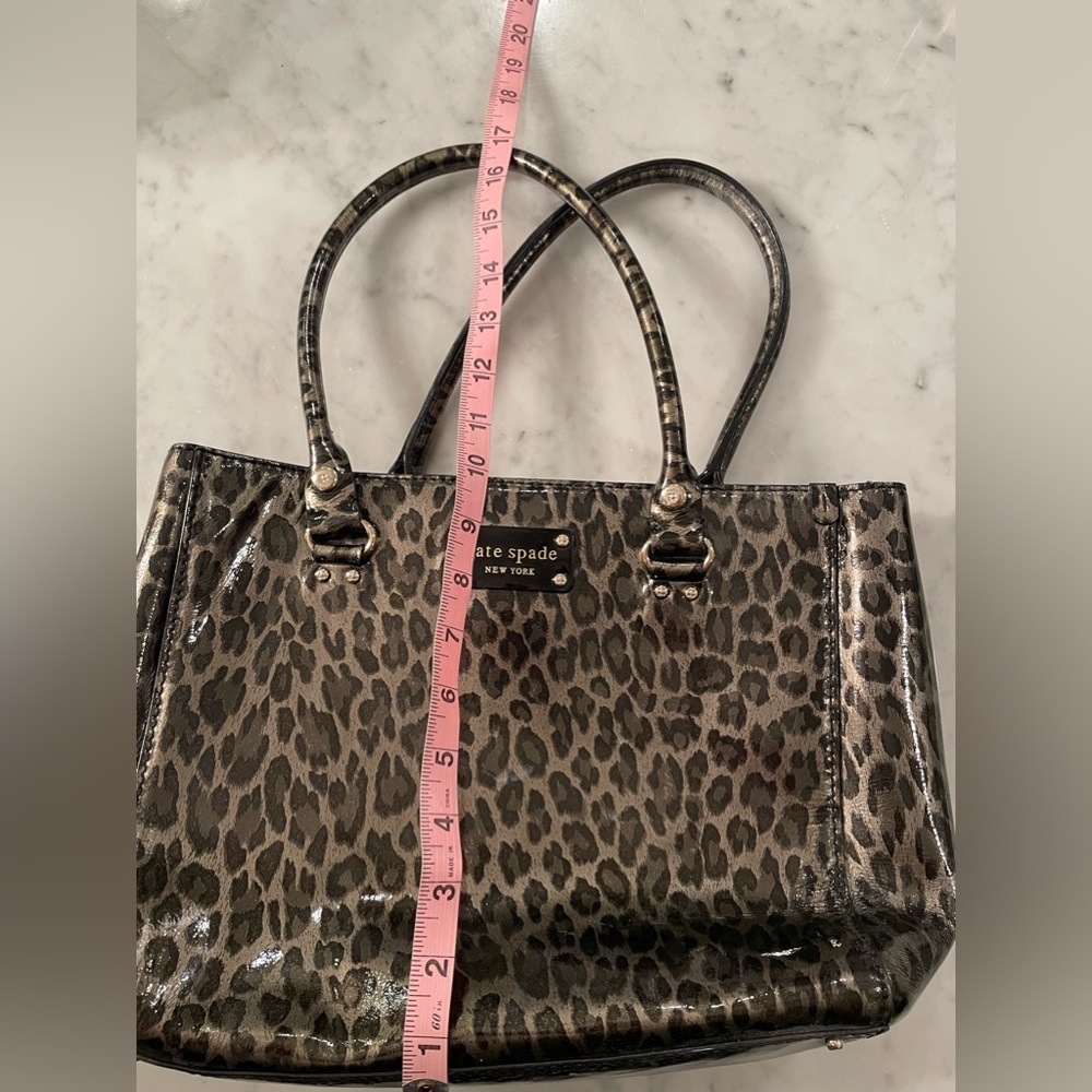 Kate Spade grey and cheetah print shoulder bag - Picture 7 of 8